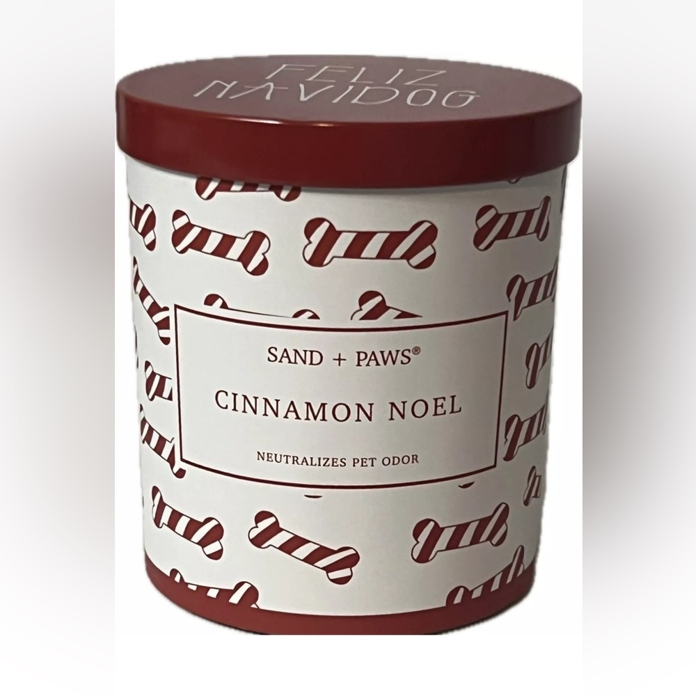 Sand + Paws Cinnamon Noel Feliz Navidog Candle 11.5 Oz Bones Red White Christmas